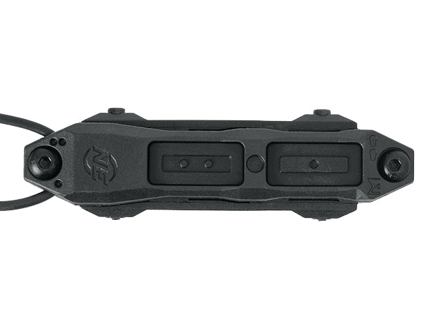 Dobbelt switch til flashlights og lasers