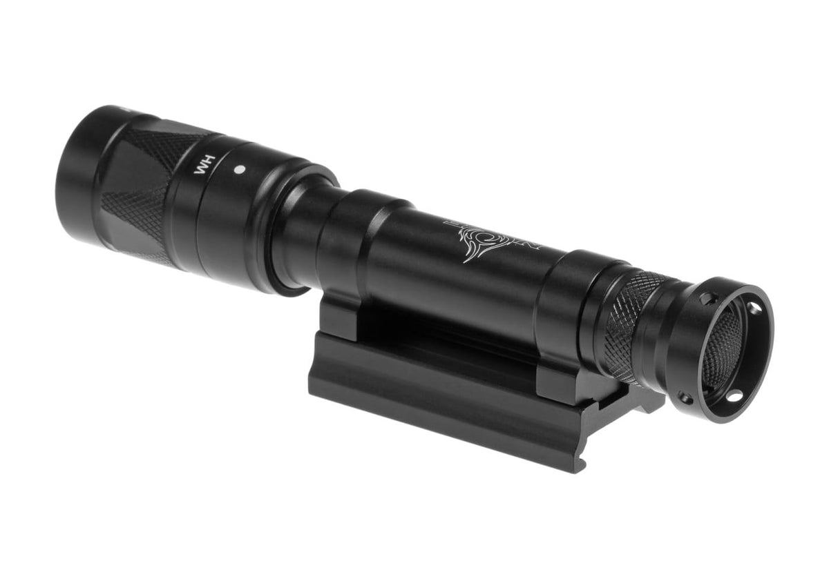 Night Evolution M620W Scout Weaponlight - Sort