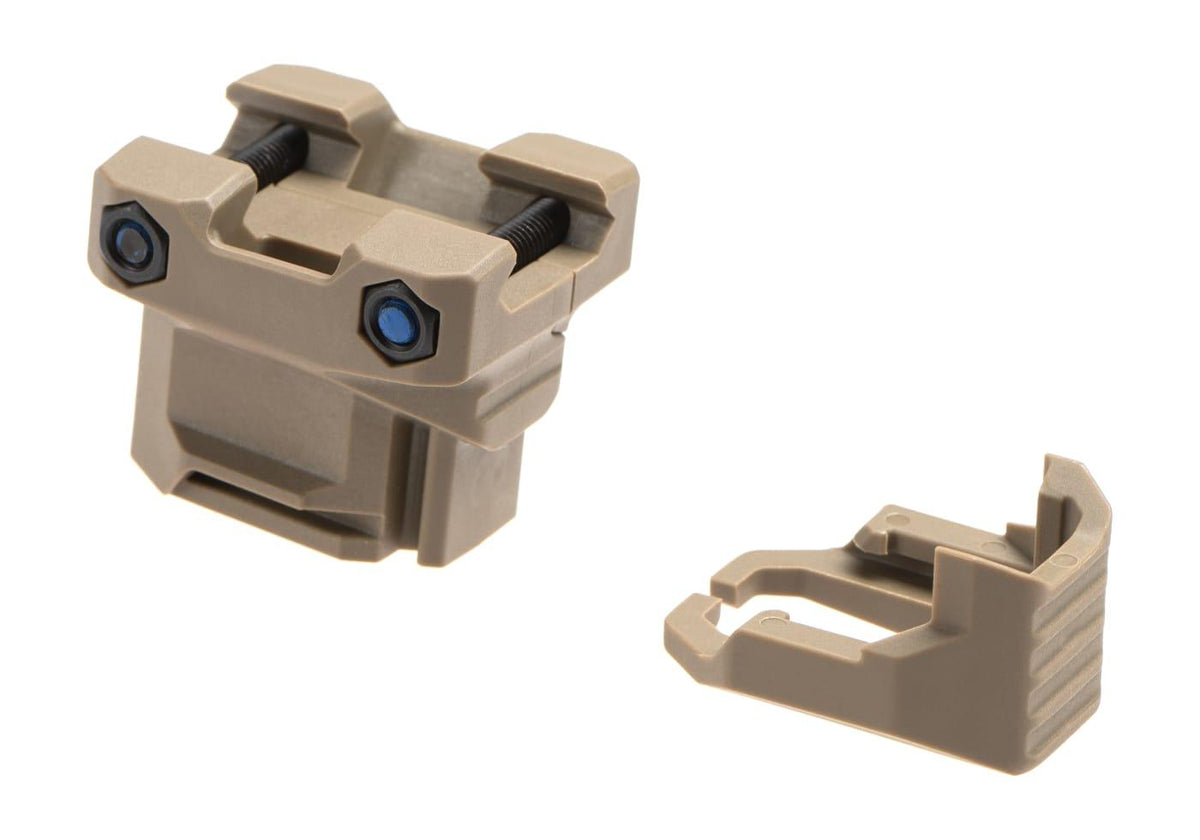 Strike Industries Stacked Angled Greb med Cable Management System til Picatinny Rails - Dark Earth