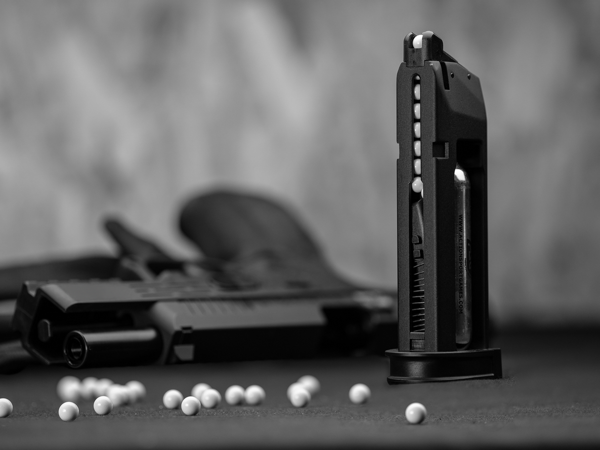 Steyr L9-A2, CO2 ( Gas magasin passar )