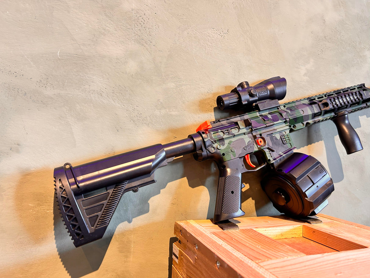 Splatter M4 Gel Blaster - Grön/Svart Camo