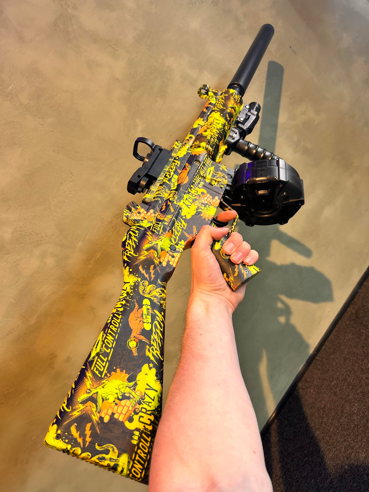 Splatter MP5K Gel Blaster - Dino Graffiti