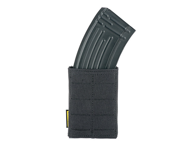 Enkelt M4 / AK magasinlomme