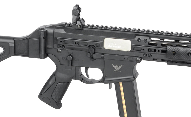 M917C UTR45 - Black