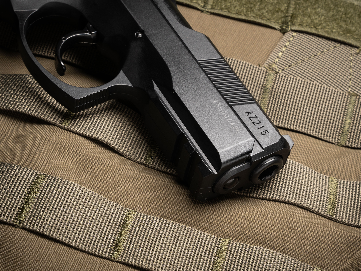 CZ 75D Compact - Fjäderpistol