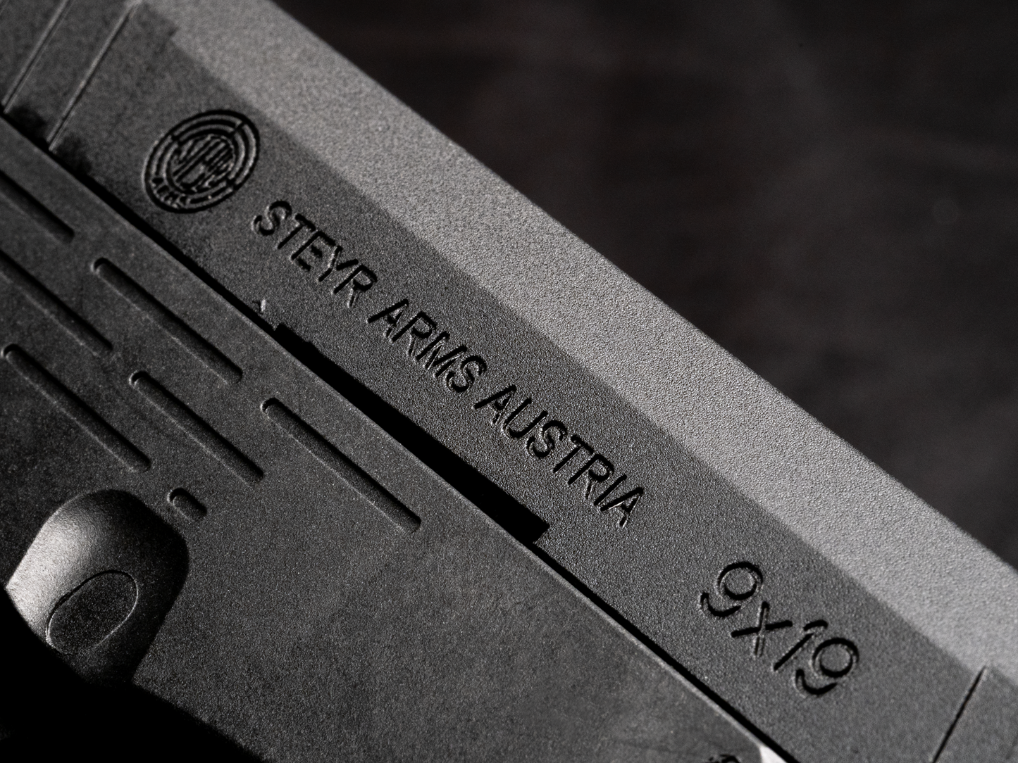 Steyr L9-A2, CO2 ( Gas magasin passar )