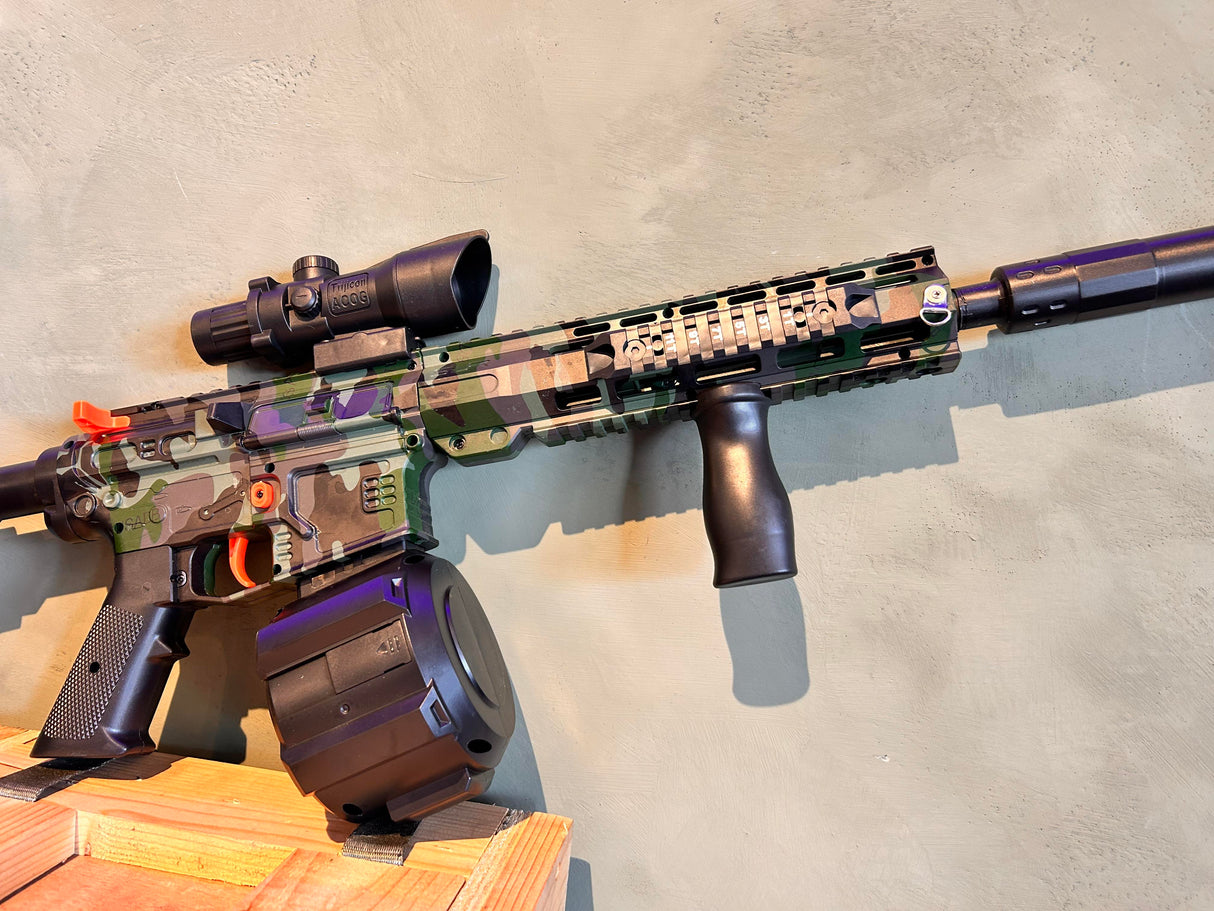 Splatter M4 Gel Blaster - Grön/Svart Camo