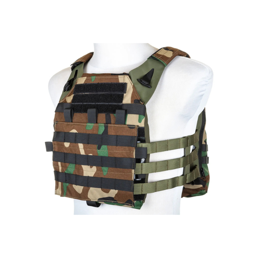 Specna Arms Tactical Plate Carrier väst med assault panel Woodland