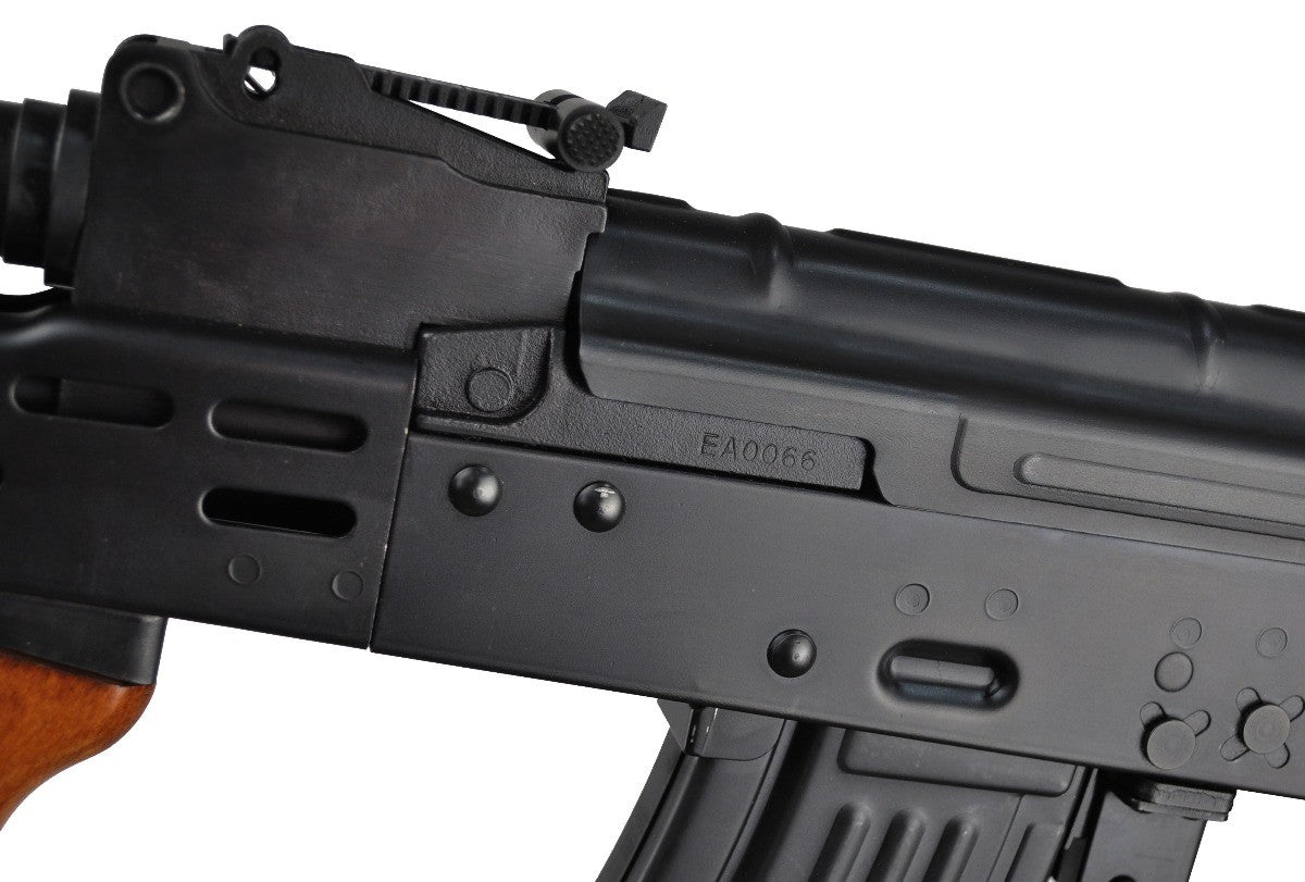 LCKM63 (AKM-63) AEG gevär