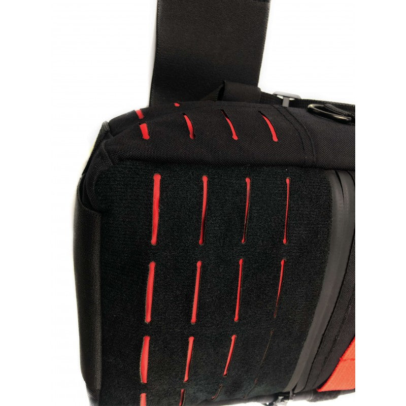 SS BPACK, Svart/Röd